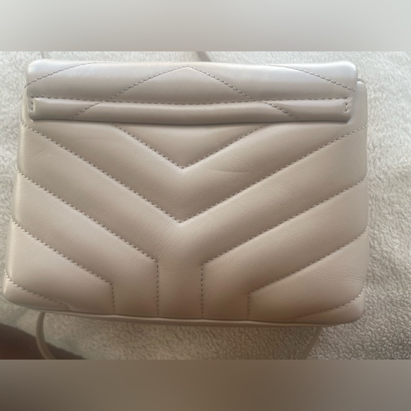 YSL Toy Lou Lou Saint Laurent Dark Beige Quilted Crossbody Bag - Picture 4 of 6